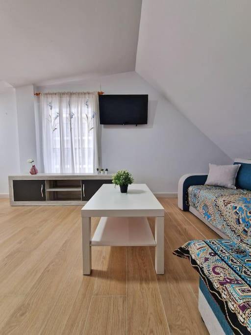 Encantador Duplex Para 6 A 1 Minuto De La Playa Benalmádena Exteriér fotografie