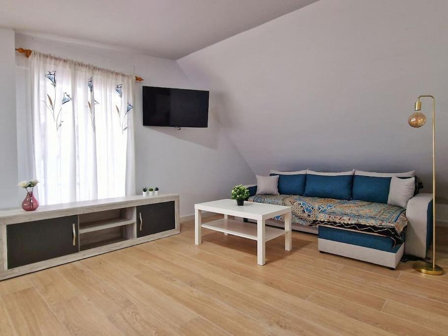 Encantador Duplex Para 6 A 1 Minuto De La Playa Benalmádena Exteriér fotografie